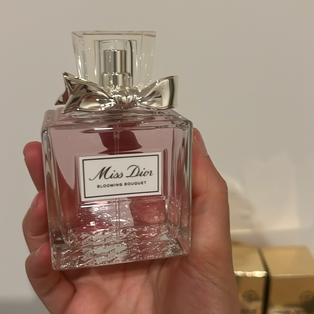 Miss Dior Blooming Bouquet - Picture 4 of 5
